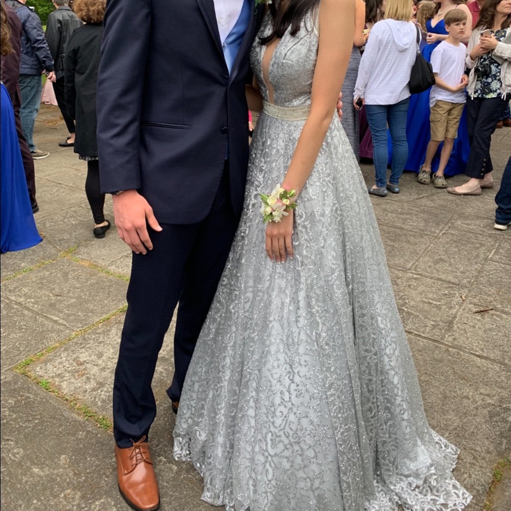 JOVANI PROM DRESS - SIZE 4 (FITS 2 AS WELL!)